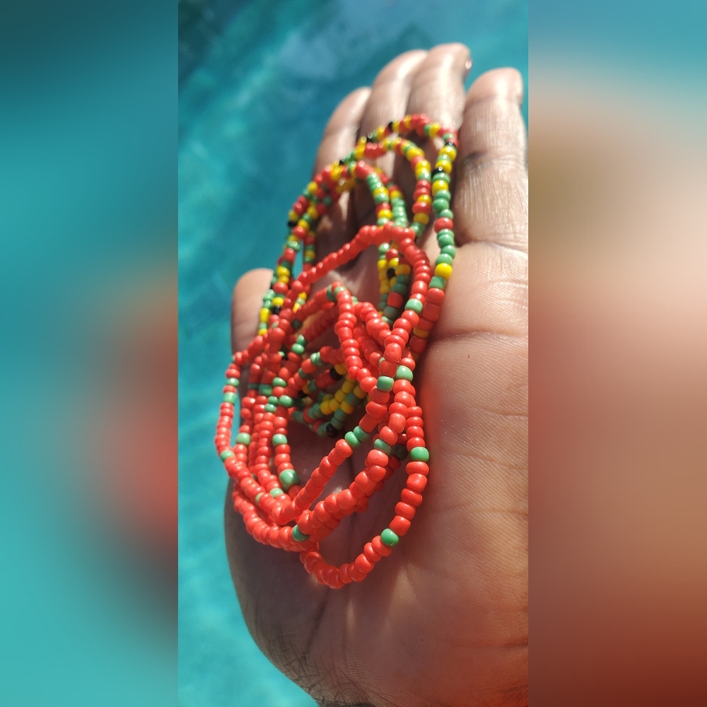 Waist beads